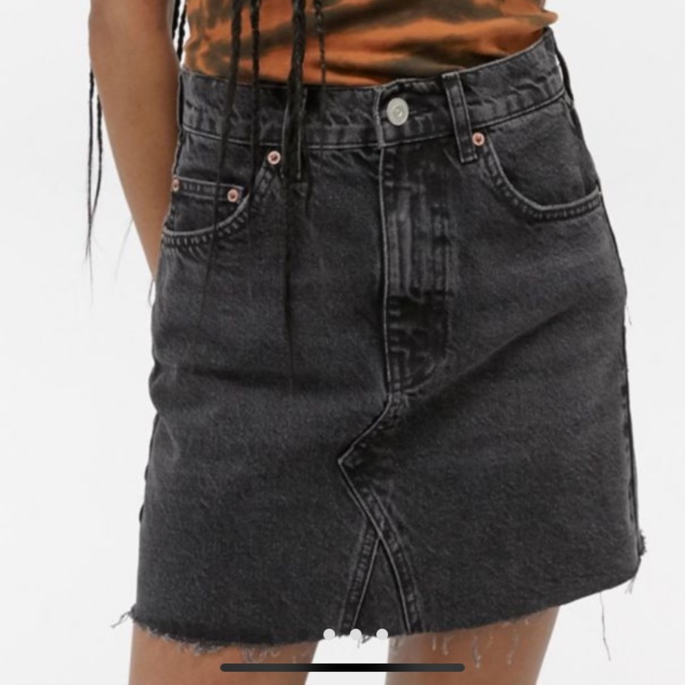 URBAN OUTFITTERS BLACK DENIM SKIRT
